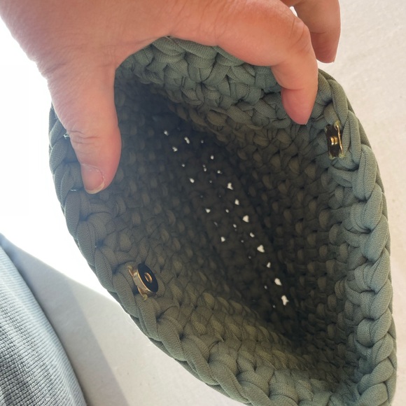 Woven Crossbody Bag in Teal with Tassel - Picture 3 of 6